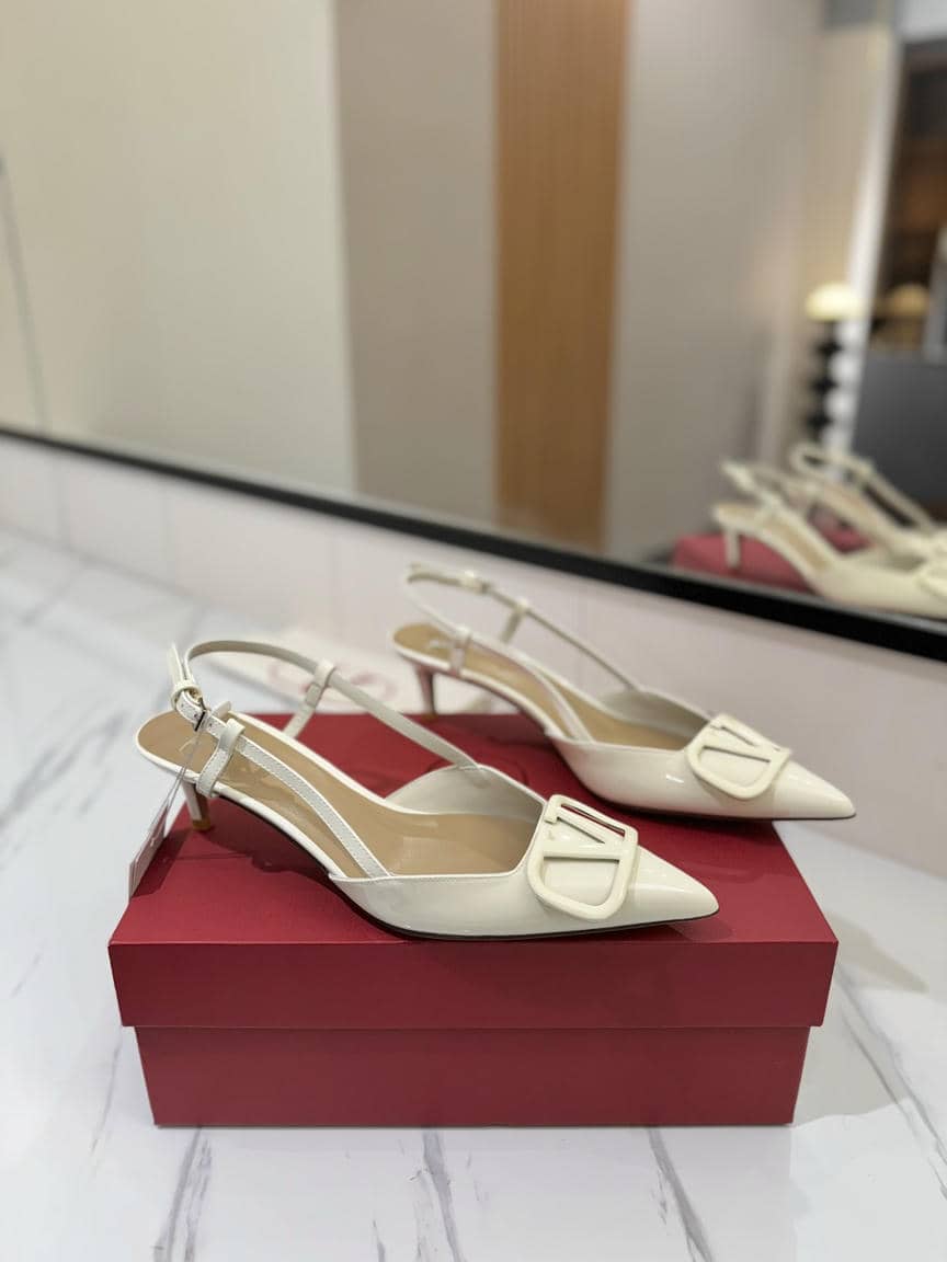 Valentino Sandal3-18